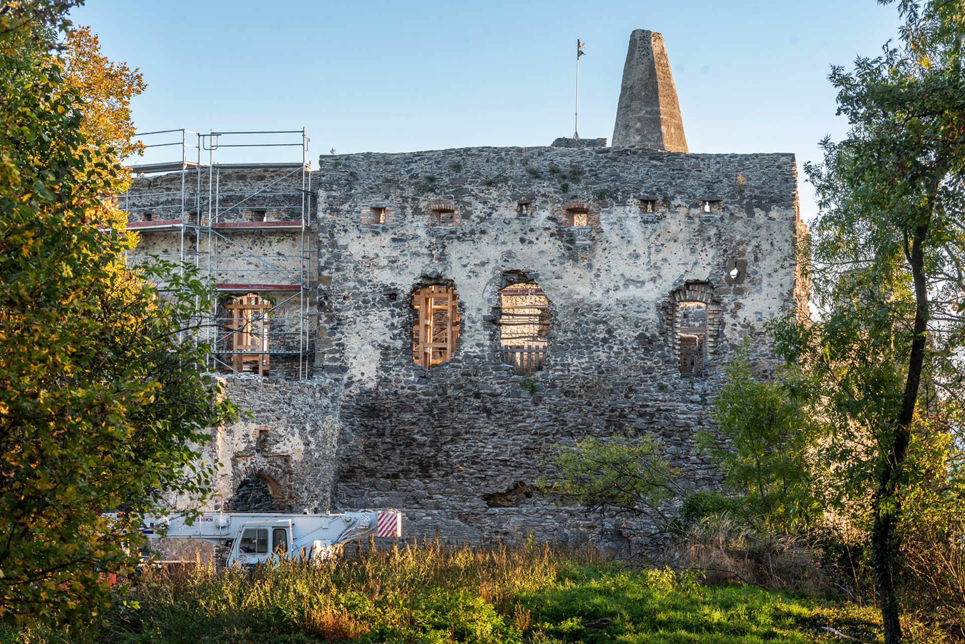 A somlói vár is megújul: zárt terek, új híd és helytörténeti kiállítás is készül hozzá