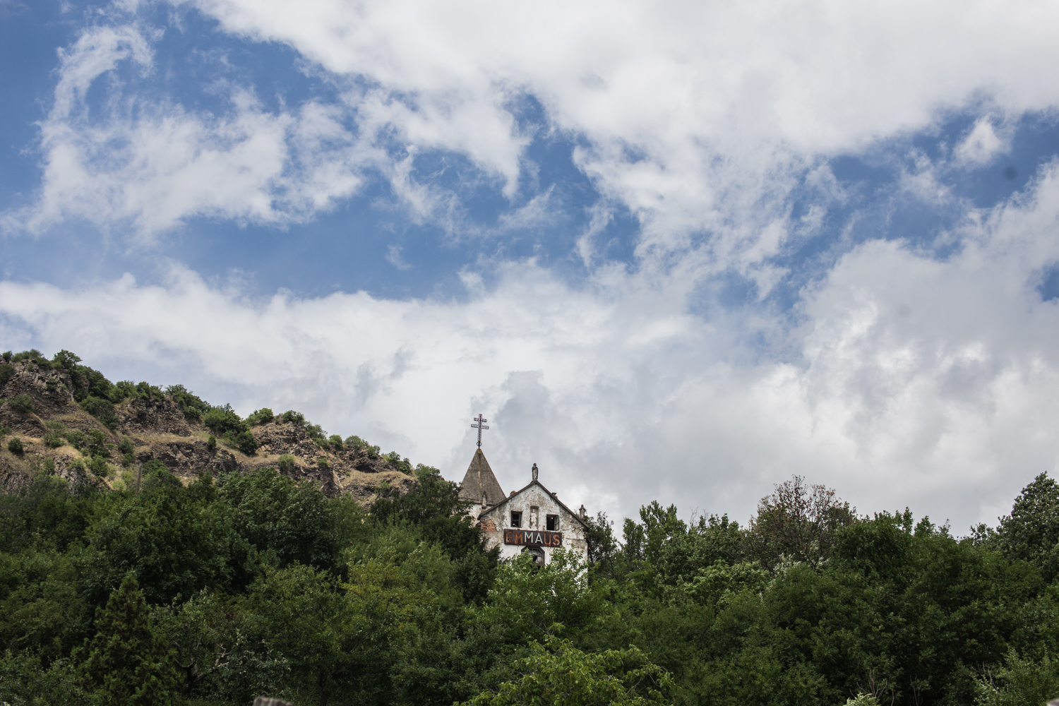 Összedőlt a Szent György-hegy legendás kápolnája