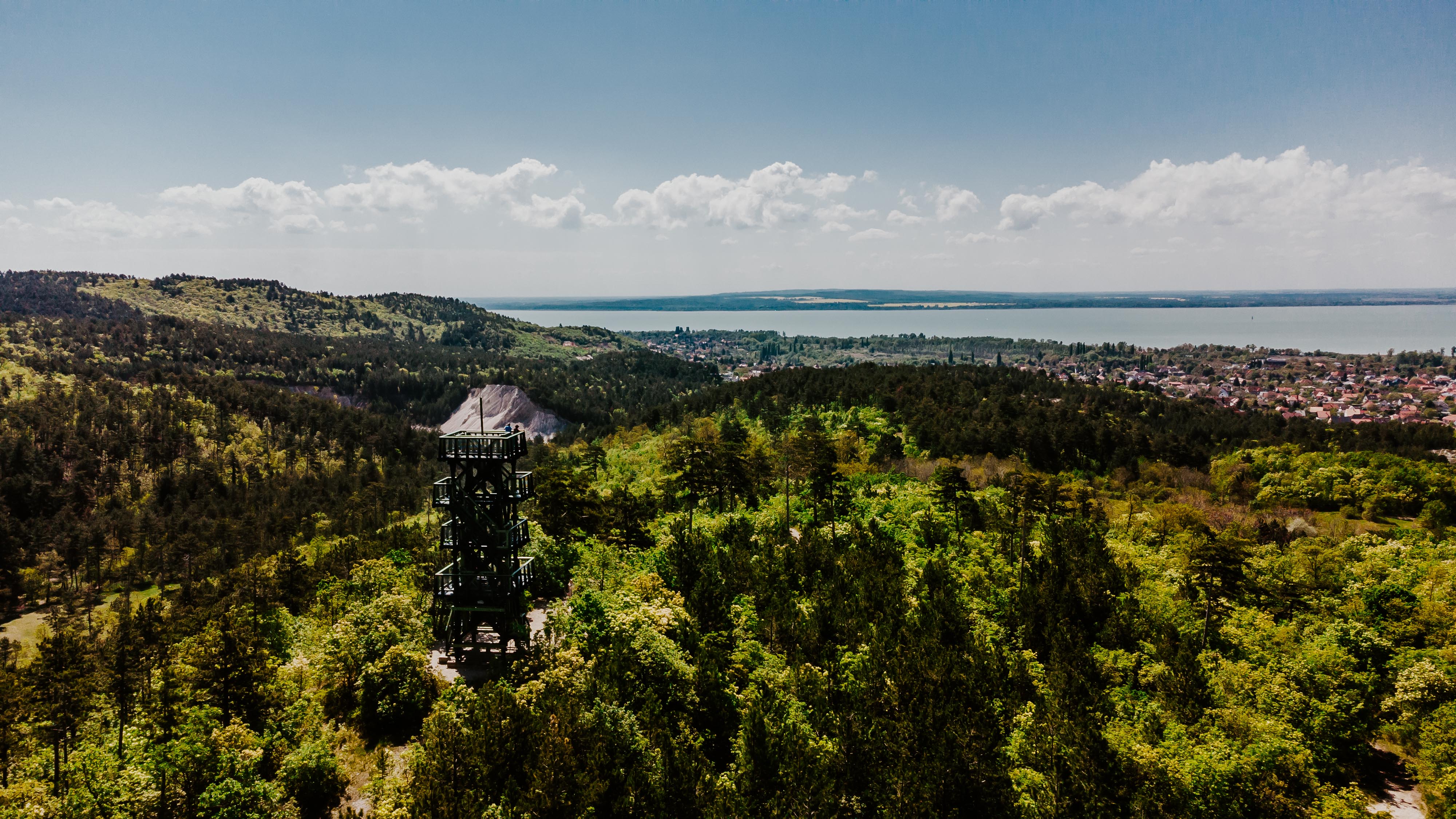 Barlangtúra és séta egy ősrégi vulkánon – Programok a Nemzeti Parkok Hetén a Balatonnál