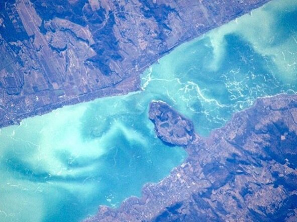 Lélegzetelállítóan szép a Balaton az űrből