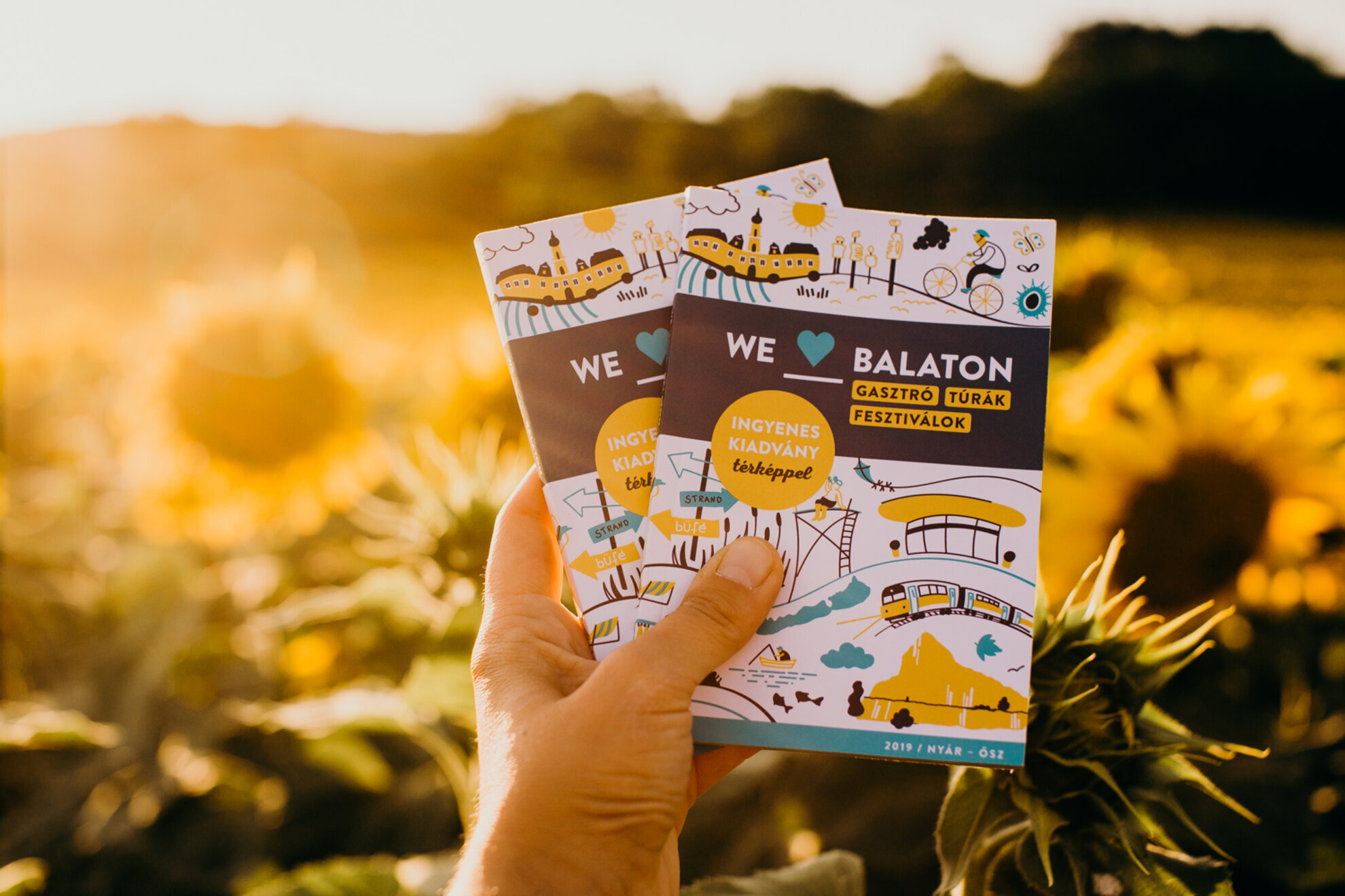 Idén is útikönyvvel adunk iránytűt a Balatonhoz – Megjelent a We Love Balaton 2019-es nyári kiadványa